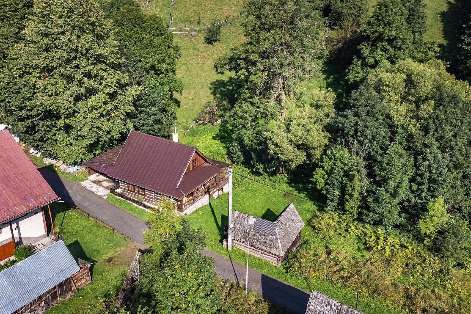 Drevenica Na Kraji Sveta Vila Osturna Exterior foto