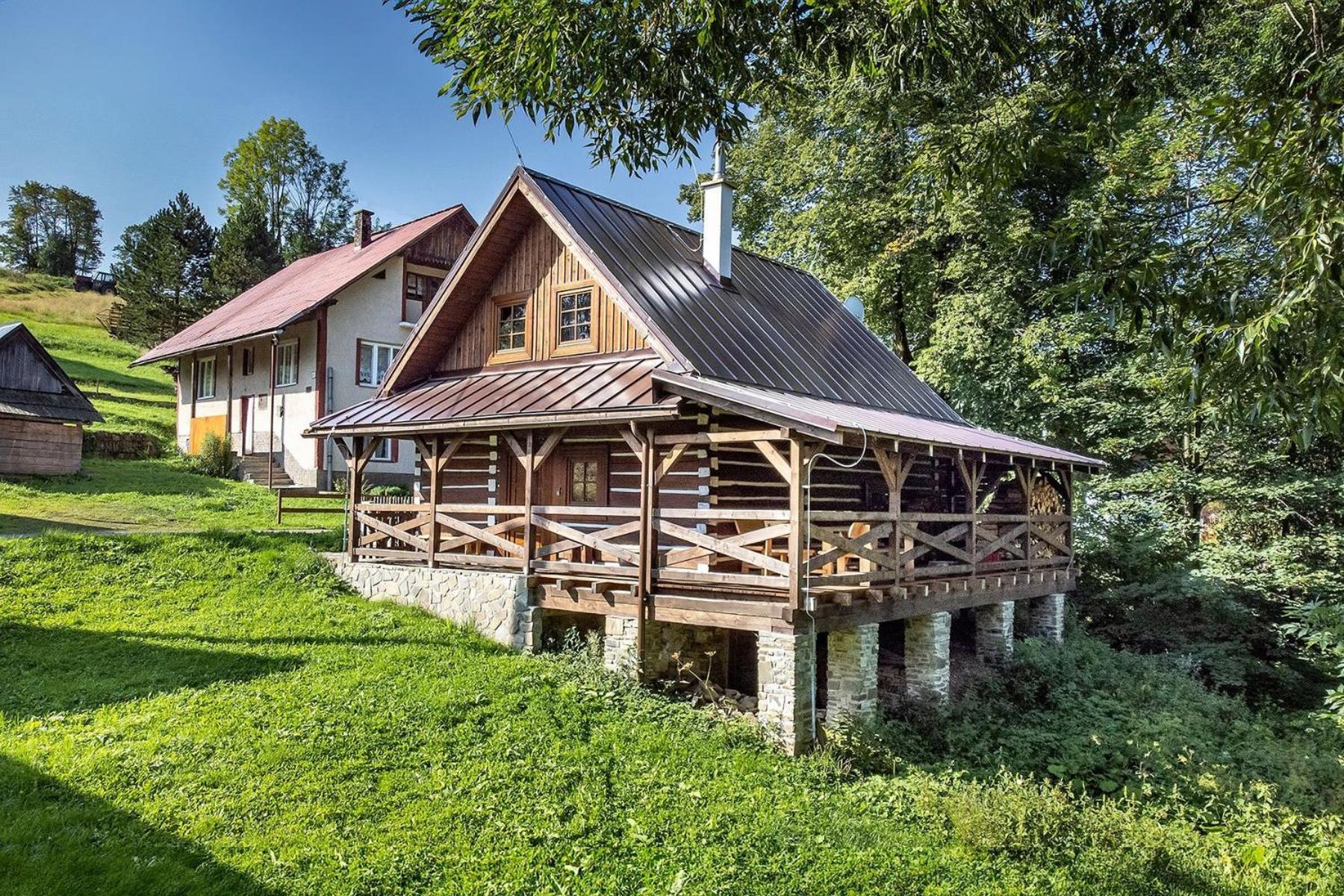Drevenica Na Kraji Sveta Vila Osturna Exterior foto